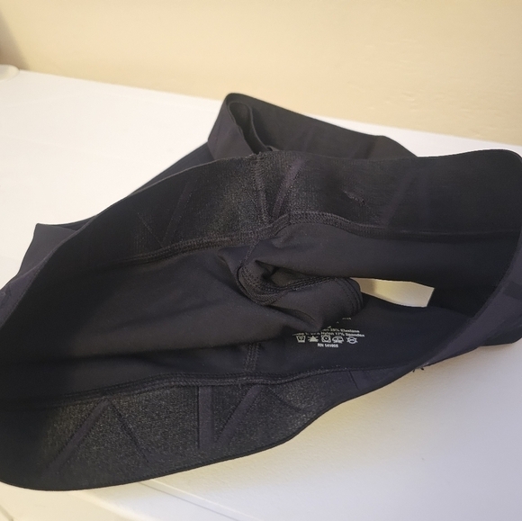 Alala Eclipse Bra - Picture 12 of 13